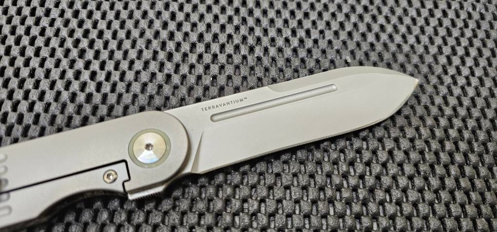 Terrain 365 Narwhal Framelock Dark matter