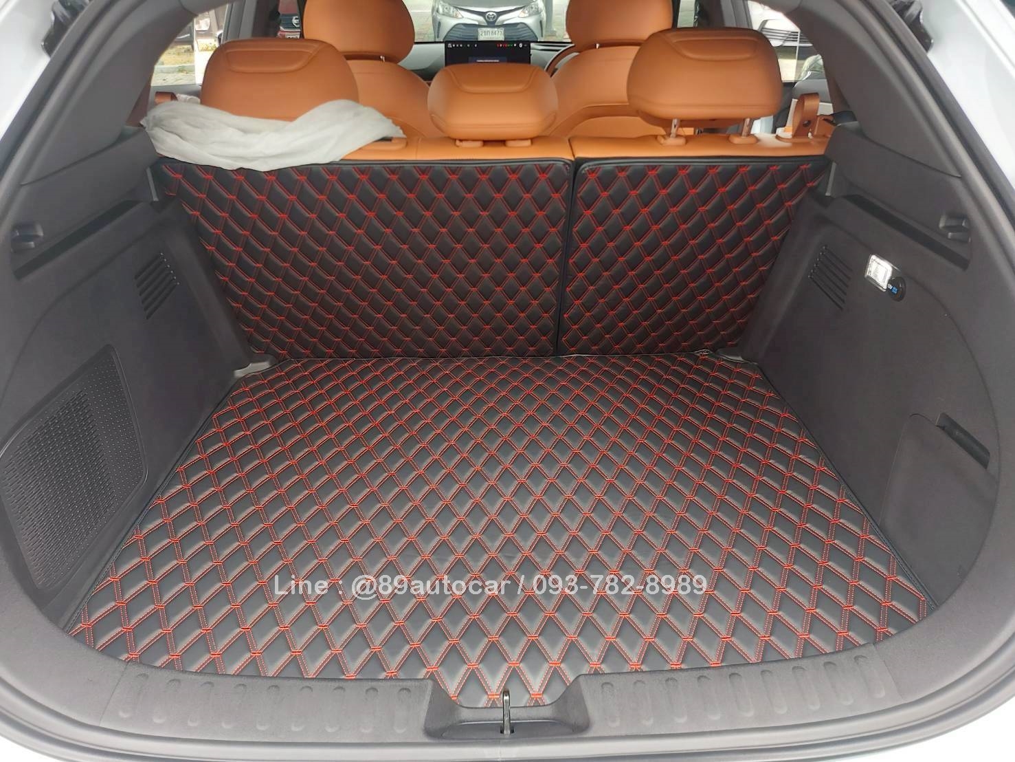 พรมรถยนต์ Deepal S05 ปูพรมVVIP ด้ายคู่ สีดำด้ายแดง เต็มคัน 6 ชิ้น