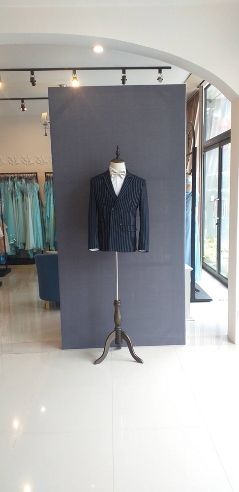 พร้อมเช่า ชุดสูทชาย สีกรมท่าลายทางเล็ก ** พร้อมเช่าไซส์ L , XL **