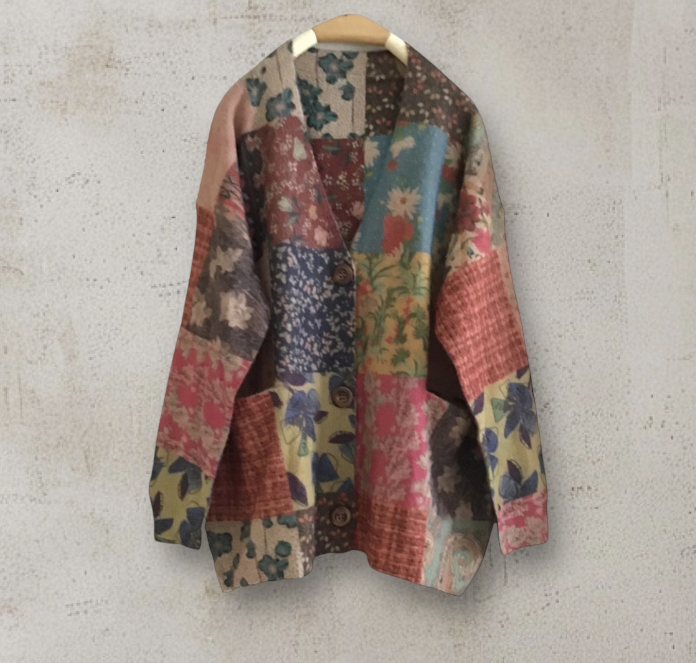 เสื้อคลุมไหมพรมนุ่มลาย patchwork แต่งกระเป๋า