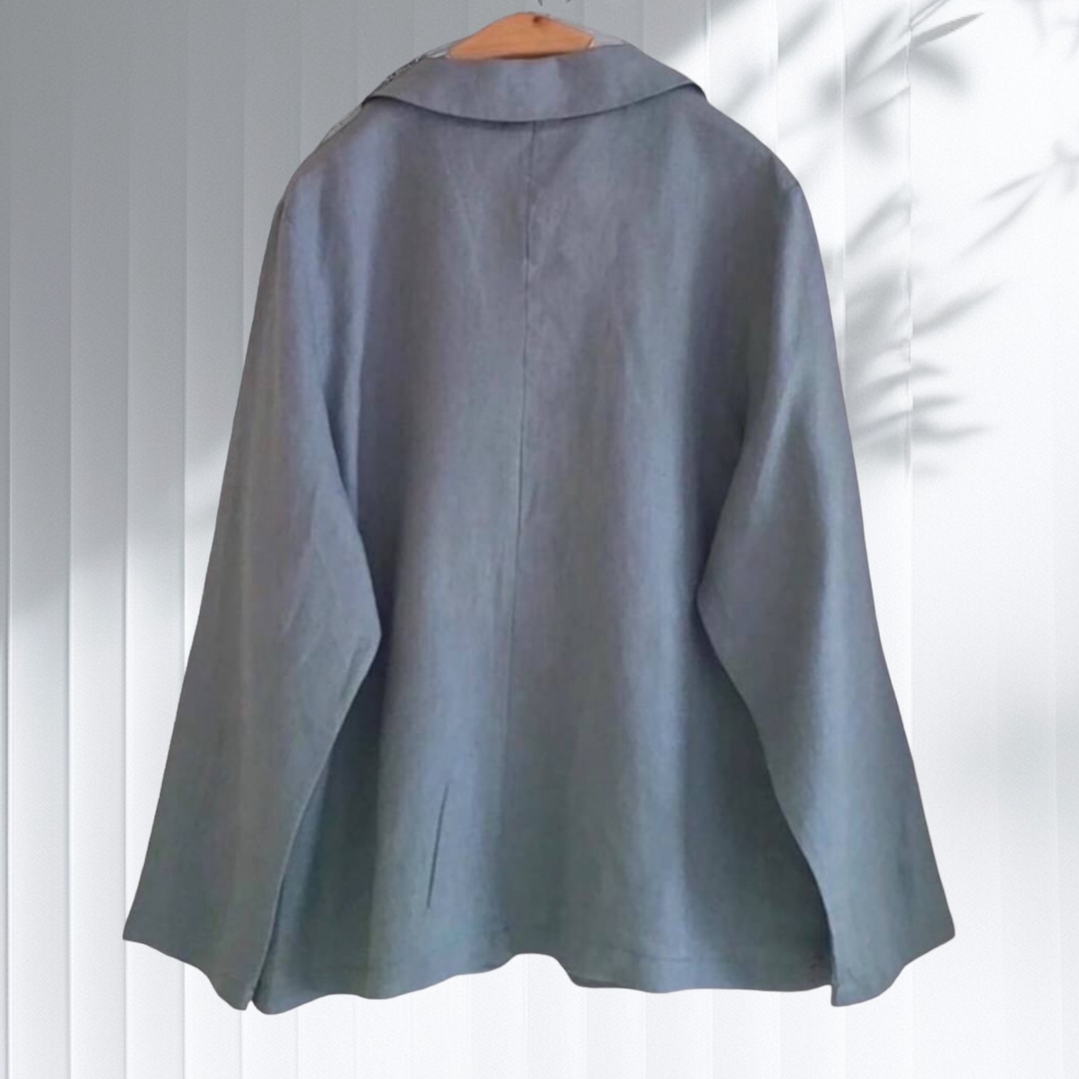 เสื้อสูทผ้าลินินลายปักแต่งกระเป๋า