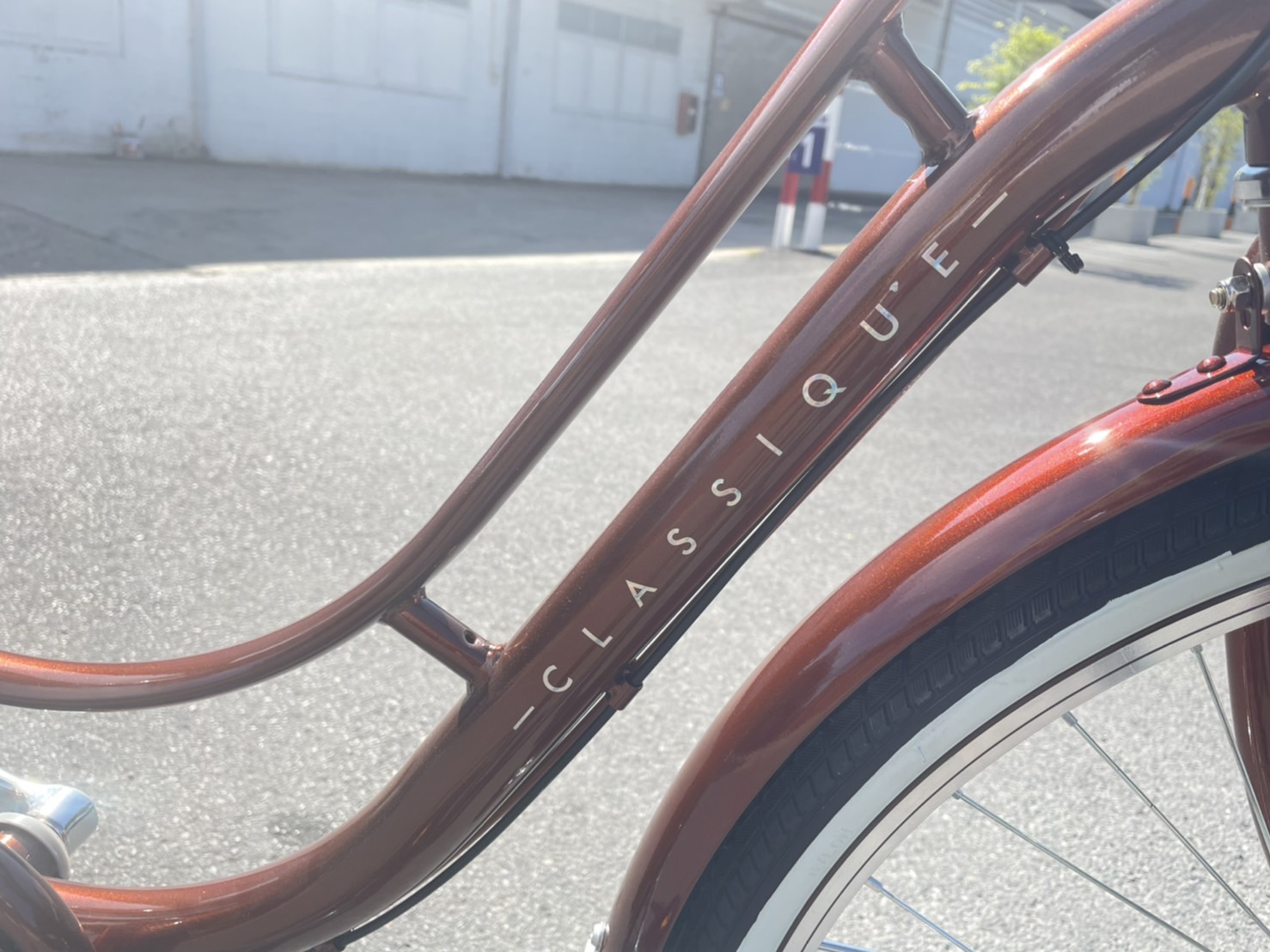 จักรยานแม่บ้าน Classique CITY BIKE พร้อมตะกร้า มีเกียร์ 7 สปีดชิมาโน่ ล้อ26นิ้ว