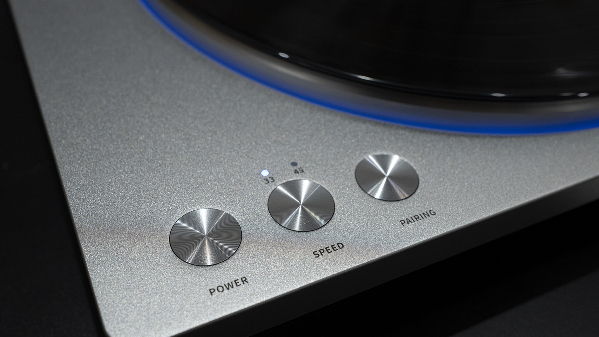 FiiO TT13 เครื่องเล่นแผ่นเสียงไวนิล ทำงานอัตโนมัติเต็มรูปแบบ กำลังขับสูง ประกันศูนย์ไทย