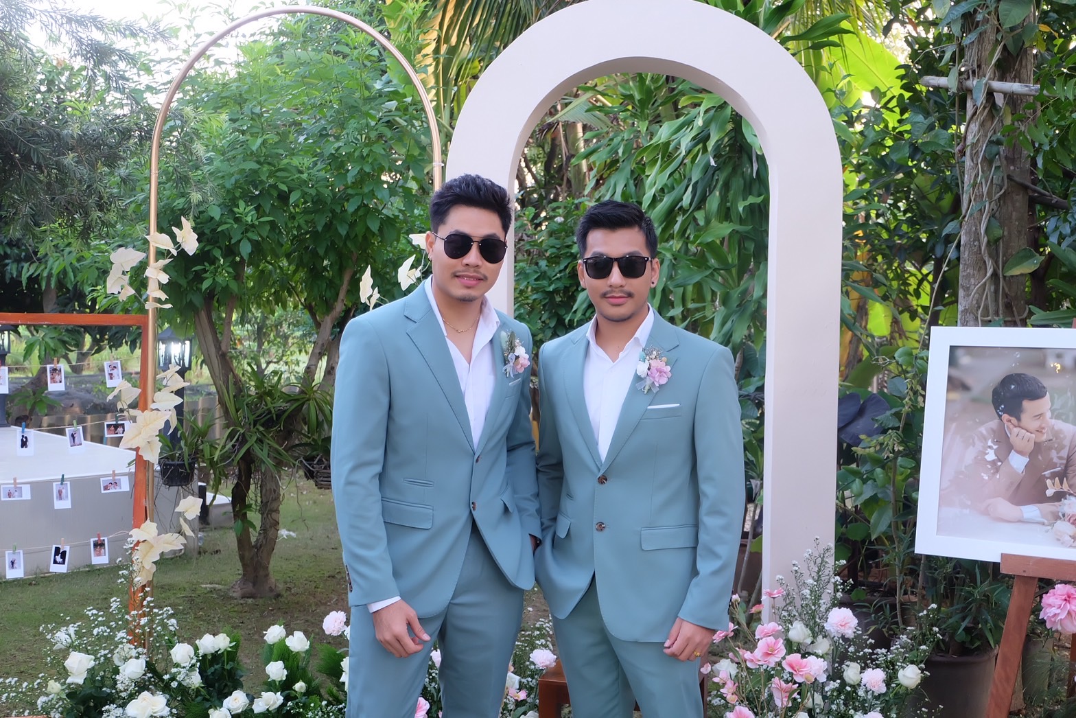 พร้อมเช่า เสื้อสูทชาย สีเขียวมิ้นต์เข้ม สีเขียวพาสเทล Dark Pastel Mint Green (พร้อมเสื้อกั๊ก)