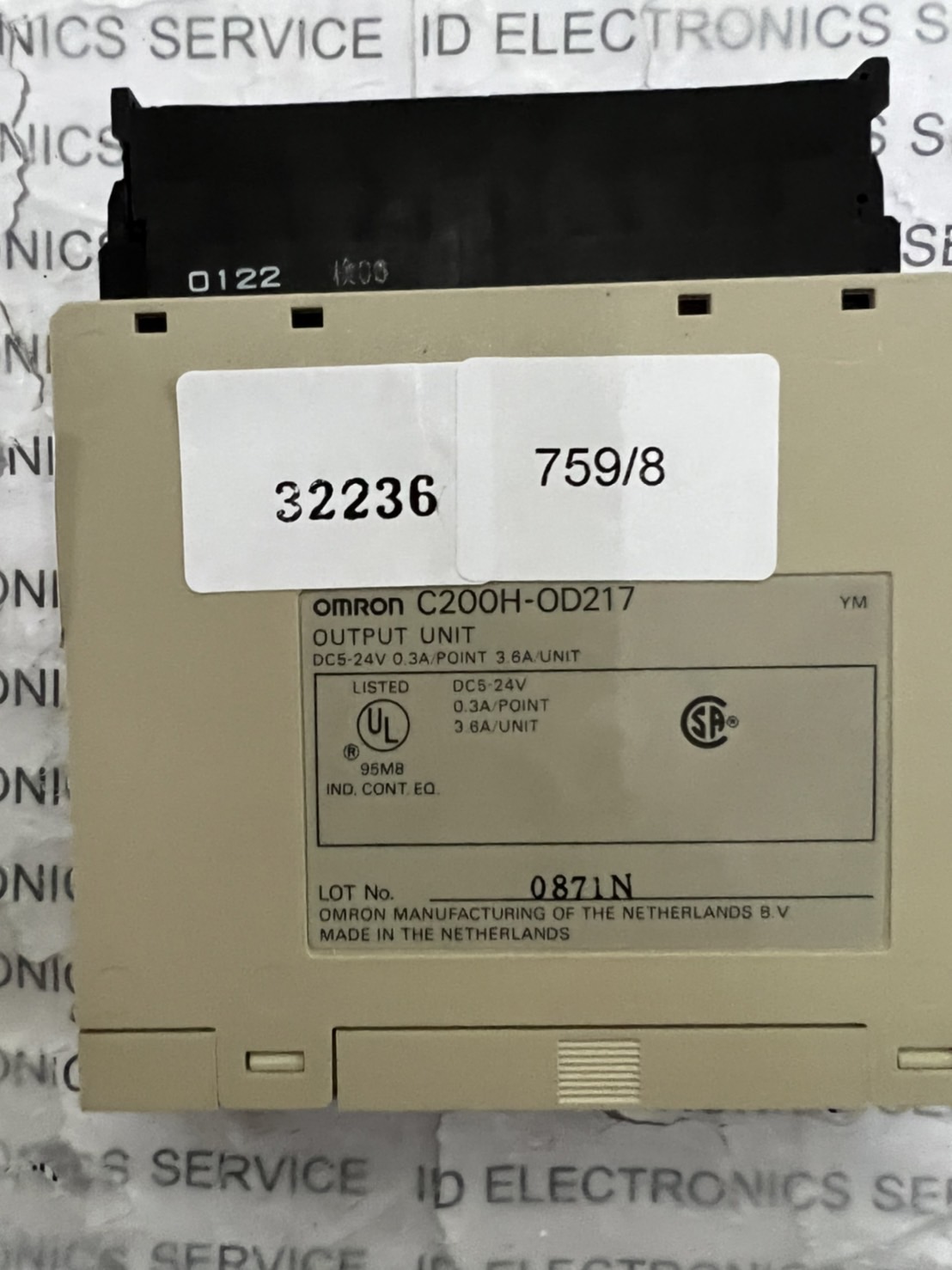 C200H-OD217 PLC “ OMRON ”