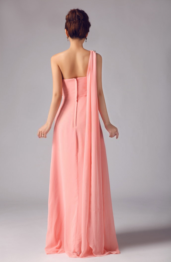 พร้อมเช่า ชุดราตรียาว ไหล่เดียว สีโอรส จับเตรปสไตล์กรีก คาดคริสตัลช่วงเอว