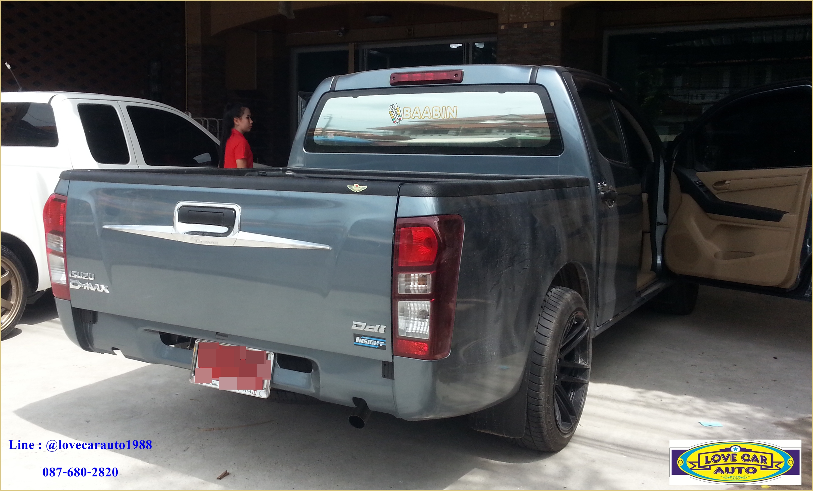 พรมไวนิลปูพื้นรถยนต์ Isuzu D-Max 2012-2017 4 ประตู สีครีมขอบครีม