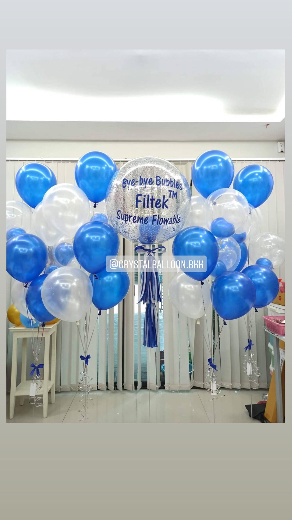 ลูกโป่ง อำลา Bubble ขนาด 24" Theme สีน้ำเงิน พร้อม ช่อลูกโป่ง ช่อ 7 ลูก 4 ช่อ พร้อมตกเเต่ง สามารถเปลี่ยนสีลูกโป่ง/เปลี่ยนข้อความ/เปลี่ยนขนาดได้