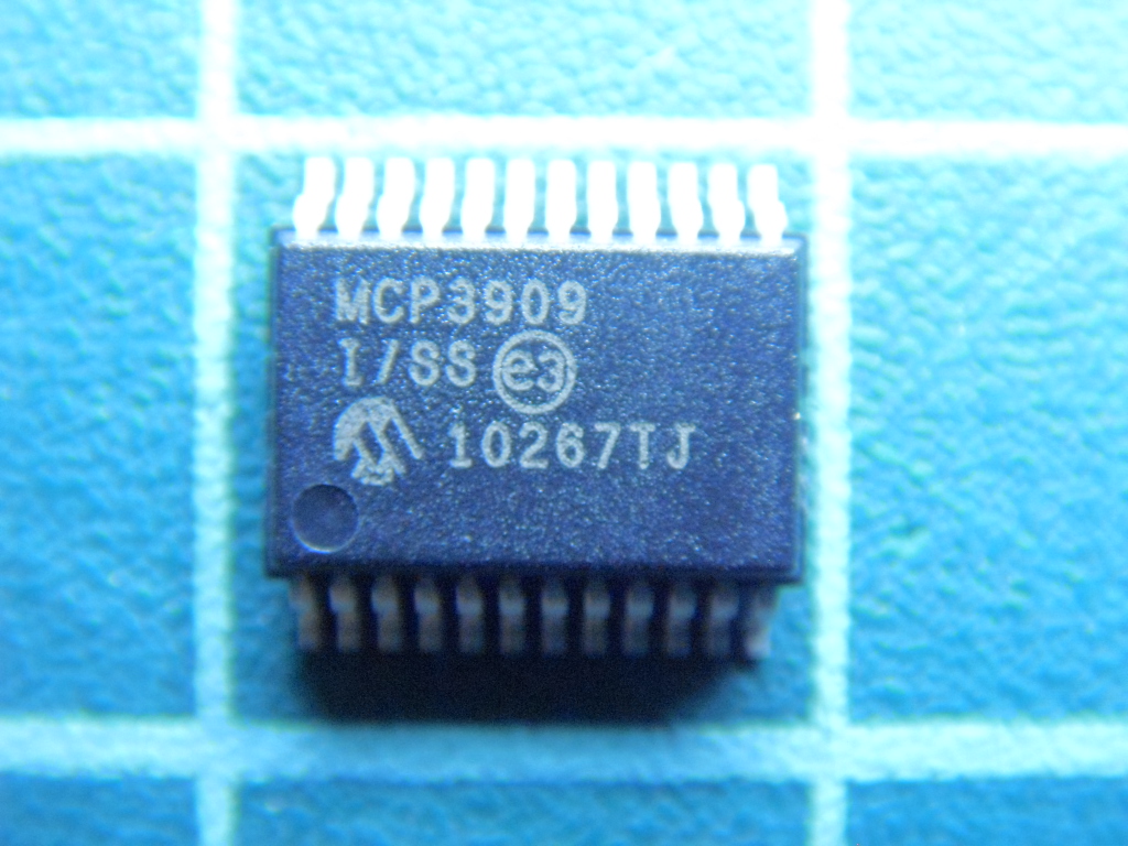 MCP3909
