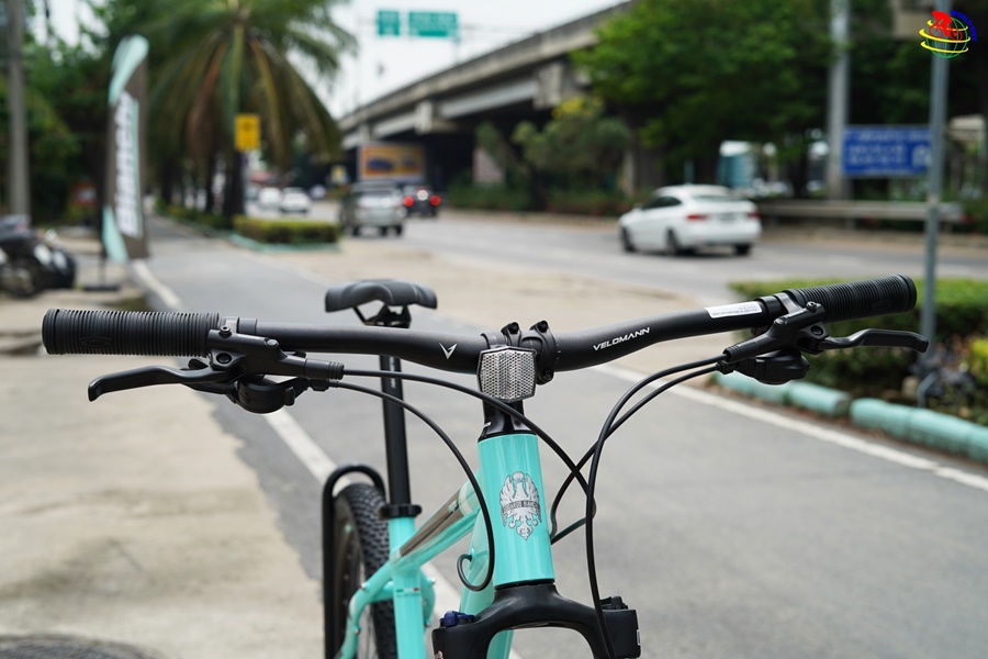 จักรยานเสือภูเขา Bianchi Magma 9.2 (2025) | เฟรมอลู ล้อ 29” | Shimano CUES 2x9 Speed | โช๊คหน้า 100mm Meta Description: