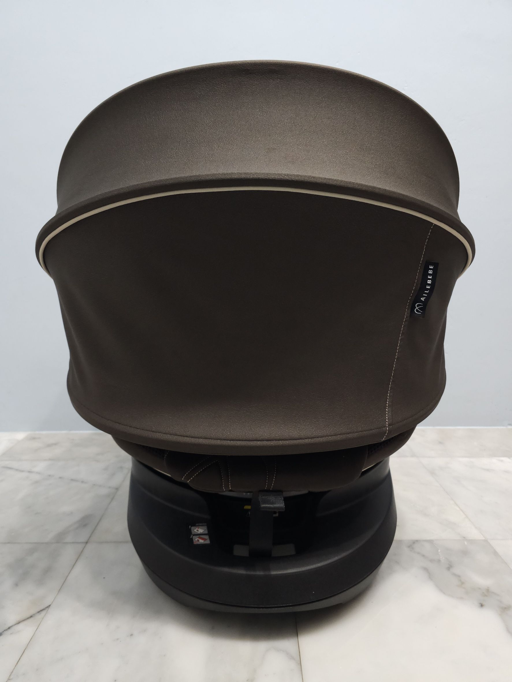 Ailebebe Kurutto 5i (isofix) grance สีน้ำตาล **มือสอง อะไหล่แท้ ไม่มีตำหนิ ทำความสะอาดฆ่าเชื้อพร้อมใช้งาน**