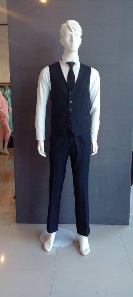 พร้อมเช่า ชุดสูทชาย สีกรมท่า 2 กระดุม งานละเอียด (พร้อมเสื้อกั๊ก)