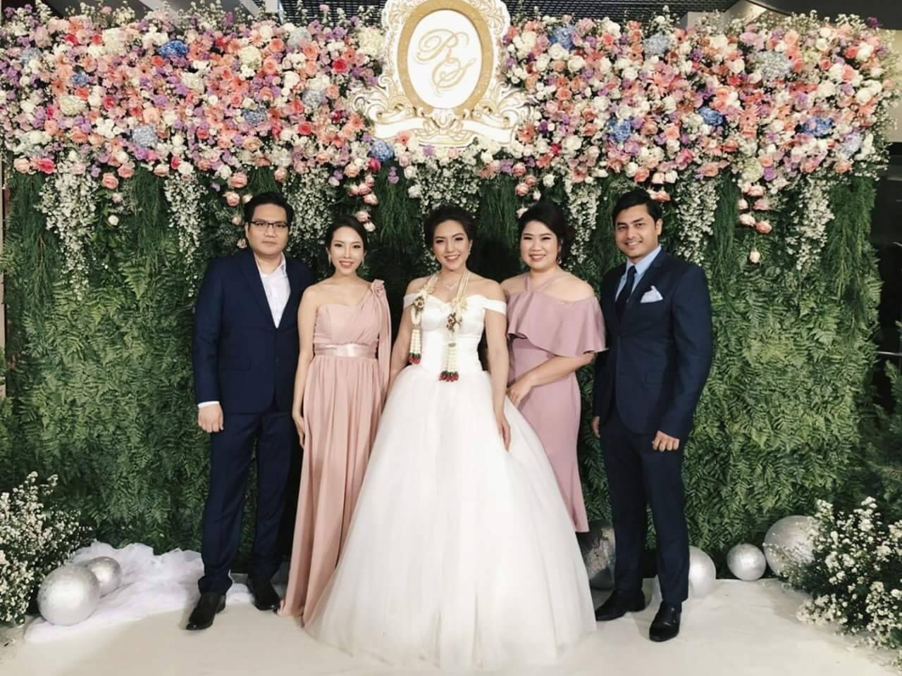 พร้อมเช่า ชุดราตรีสั้น สำหรับสาวอวบ ปาดไหล่ สีชมพู Nude กระโปรงระบายสวย