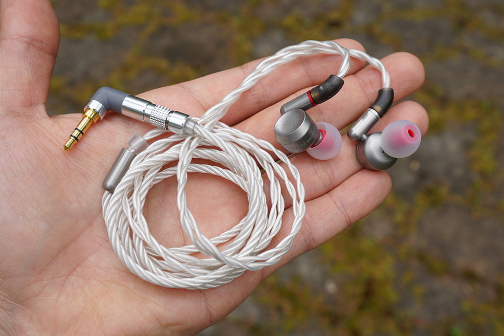 ขาย DUNU LUNA หูฟัง IEM ไดรเวอร์ Pure Beryllium ตัวแรกของโลก