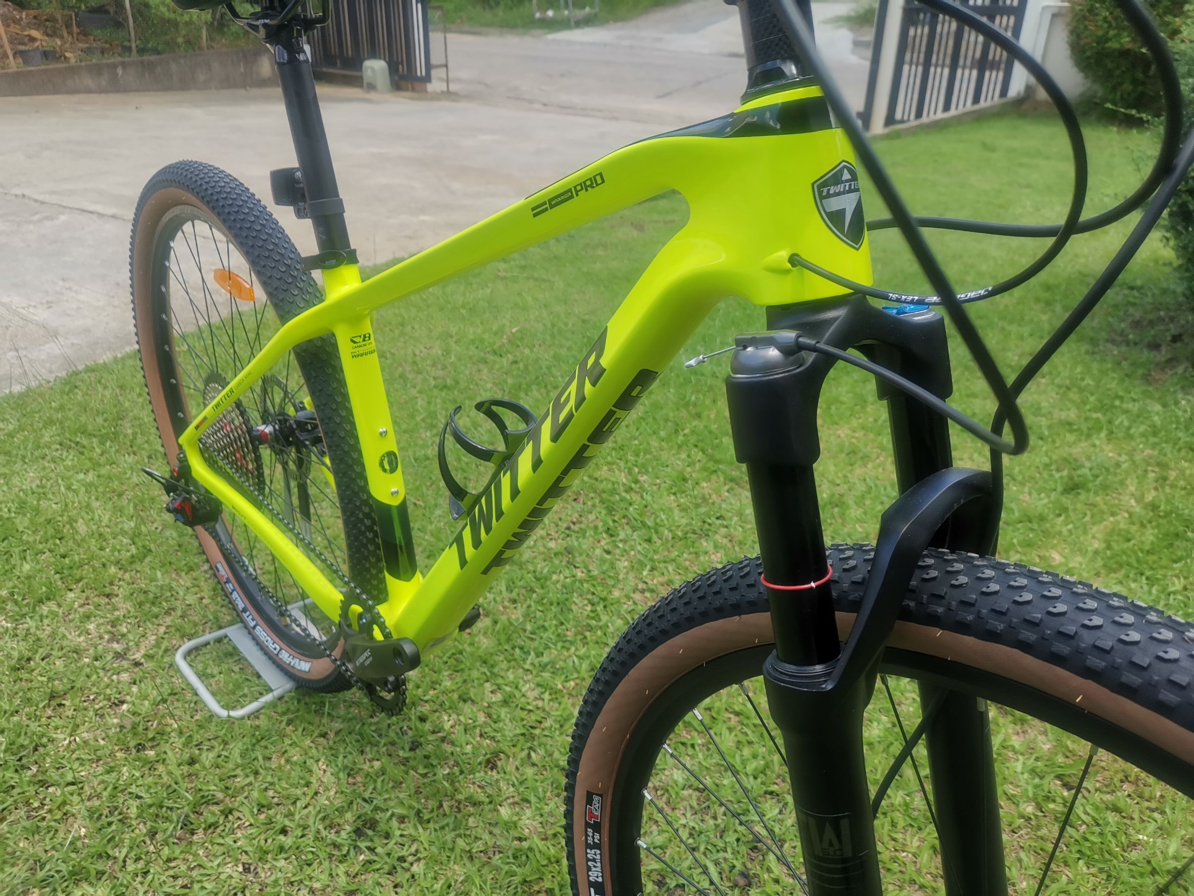 จักรยานเสือภูเขา Twitter Warrior Pro RS13 Carbon Frame 29er 1*13สปีด ปี 2021