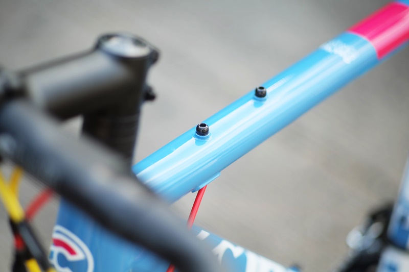 CINELLI ZYDECO LA LA สีฟ้า | จักรยานกราเวลเฟรมอลูมิเนียม Shimano Sora ชุดแต่งครบ ปั่นทางเรียบ-ลุยฝุ่นได้