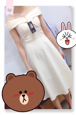 Pro-order เดรสขาว ถ่ายพรีเวดดิ้ง ปาดไหล่ (ซิปหลัง)