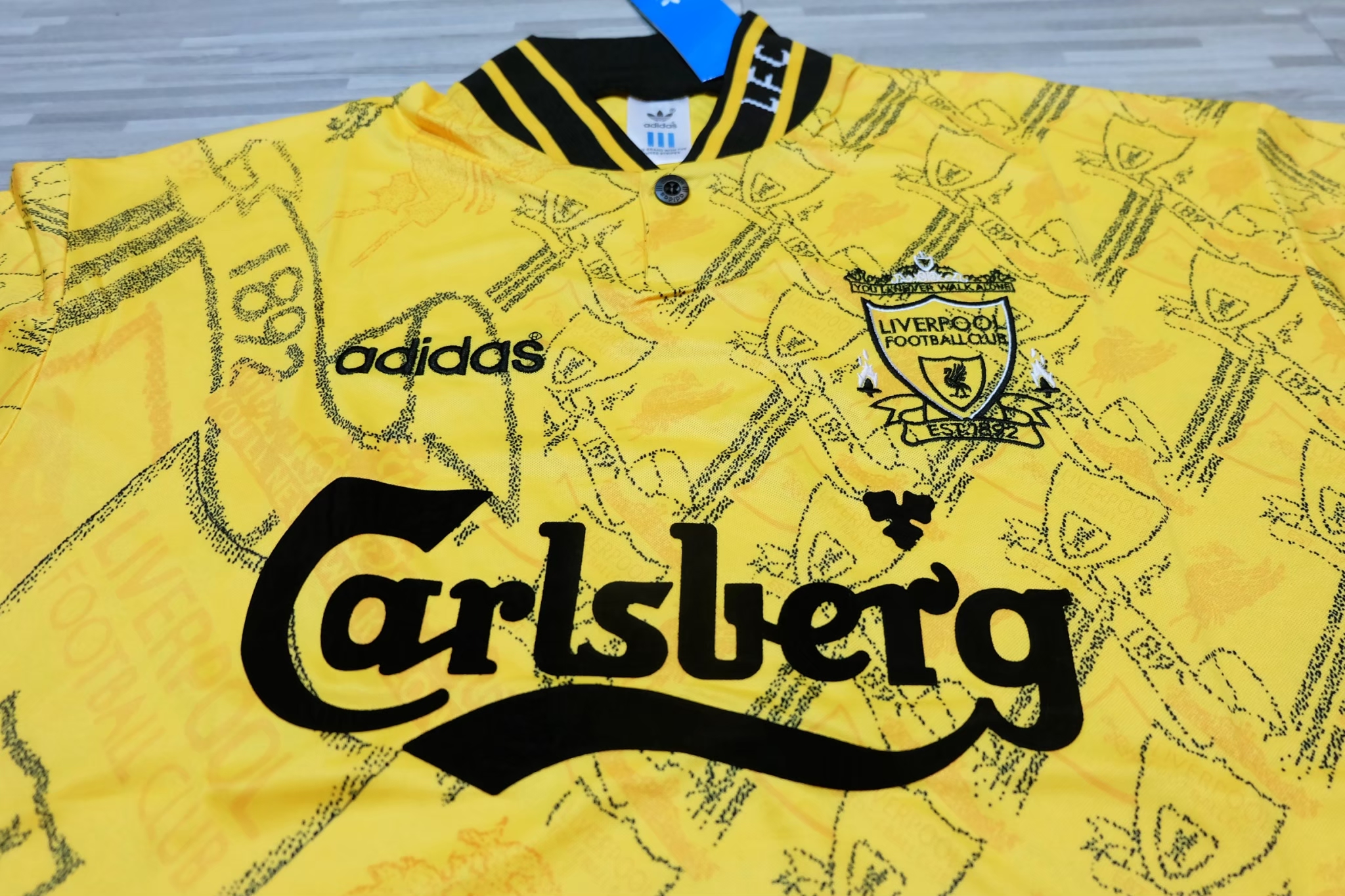 Liverpool 1994/1996 Vintage Jersey เสื้อฟุตบอลลิเวอร์พูลย้อนยุค Carlsberg เสื้อลิเวอร์พูลเหลือง