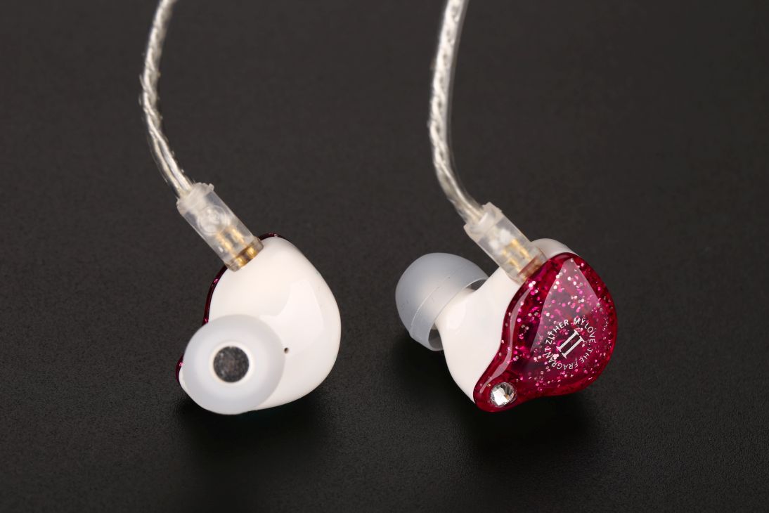 ขายหูฟัง TFZ Mylove II หูฟังอินเอียร์มอนิเตอร์ ถอดสายได้ 2pin ลาย Limited