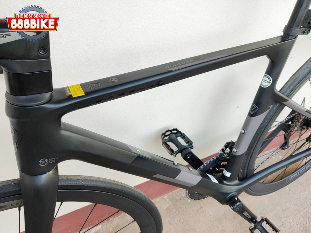 จักรยานเสือหมอบ JAVA VESUVIO DISC 22 สปีด เฟรมคาร์บอน แฮนด์อินทิเกรด ชุดเกียร์ 105 ล้อ 700c 2022