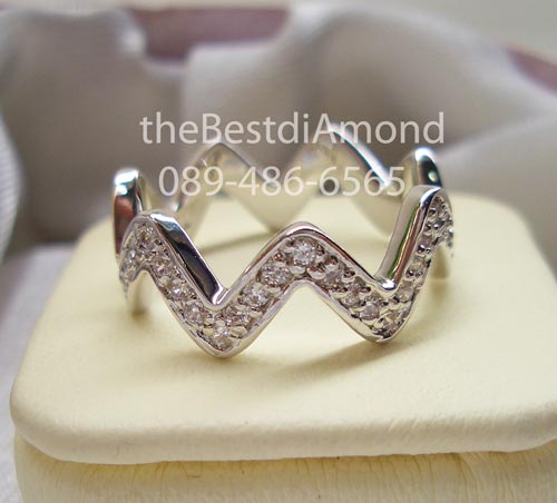 BR706RD+++Wave ring +++แหวนทรงคลื่น ทันสมัยสุดๆๆ ใส่ติดนิ้วได้ทุกโอกาส เริ่ดหรู ดีไซน์สวยมากๆๆ ออกแนว เปรี้ยว เฉี่ยว นิดๆค่ะ