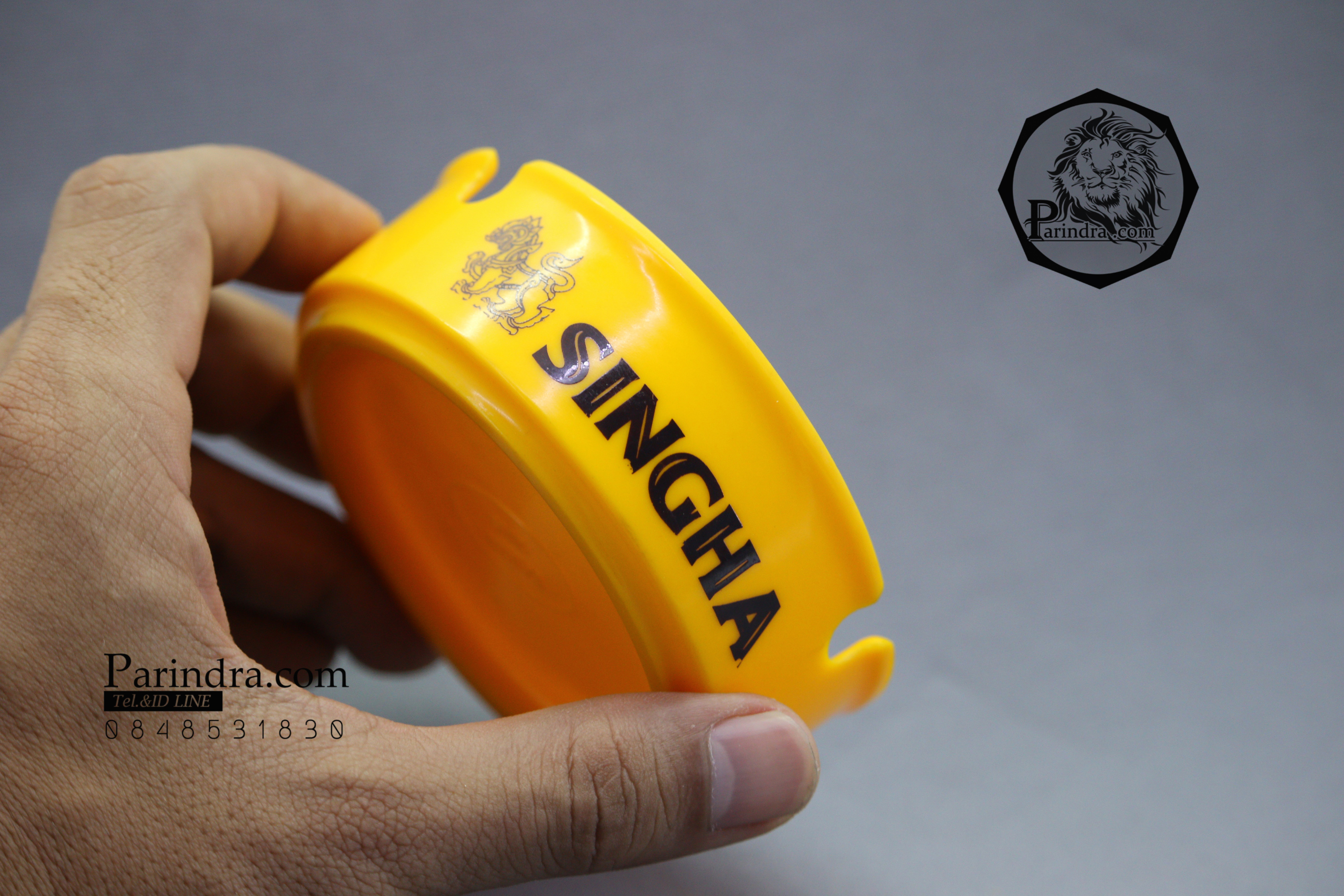 ที่เชี่ยบุหรี่สิงห์ งานเก่าปี 2548 (มีแค่สองชิ้นเท่านั้น)