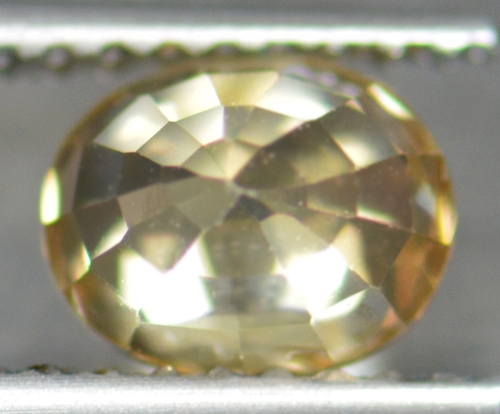 เพทายดิบสีเหลือง (Zircon) 1.30 กะรัต (0340)