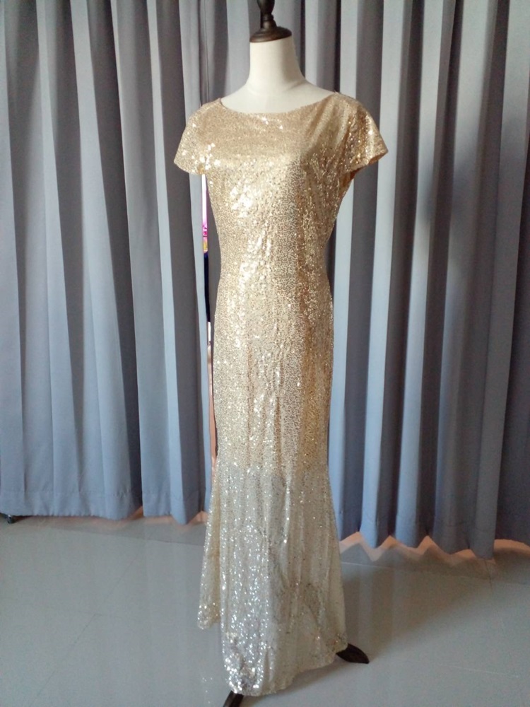 พร้อมเช่า ชุดราตรียาว งานกลิตเตอร์ สีทอง แขนสั้น กระโปรงหางปลา