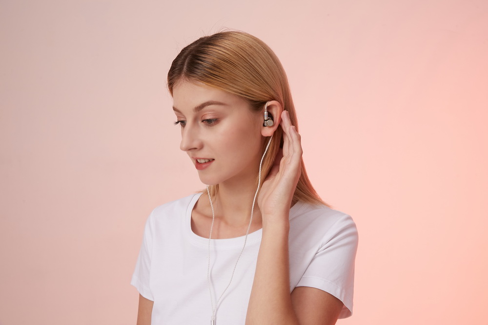 ขาย Astrotec Lyra Nature หูฟังเอียบัด ถอดสายได้ขั้ว MMCX รองรับ Hi-Res ประกันศูนย์ไทย