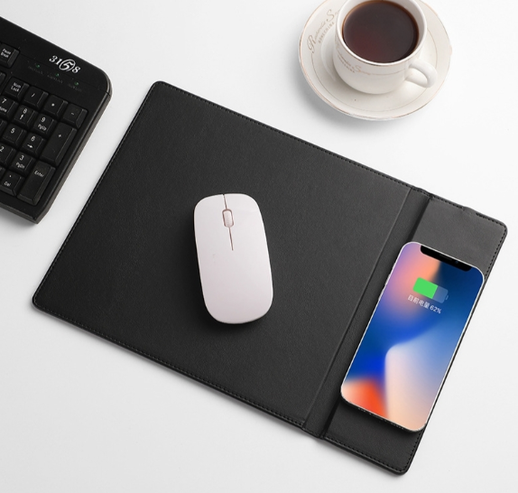 Mouse Pad แบบหนัง PU รุ่น 2402 พร้อม Wireless charger 10W