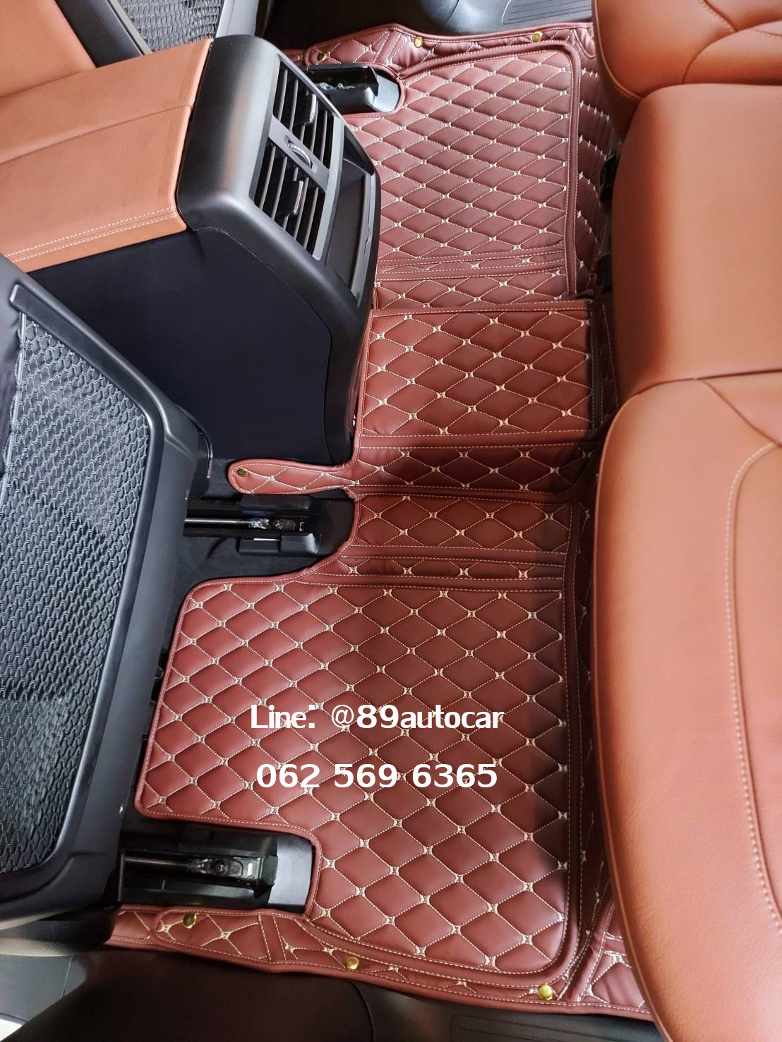 ขายพรมรถยนต์ Benz GLE250d ปูพรมหกดี สีกาแฟ เต็มคัน