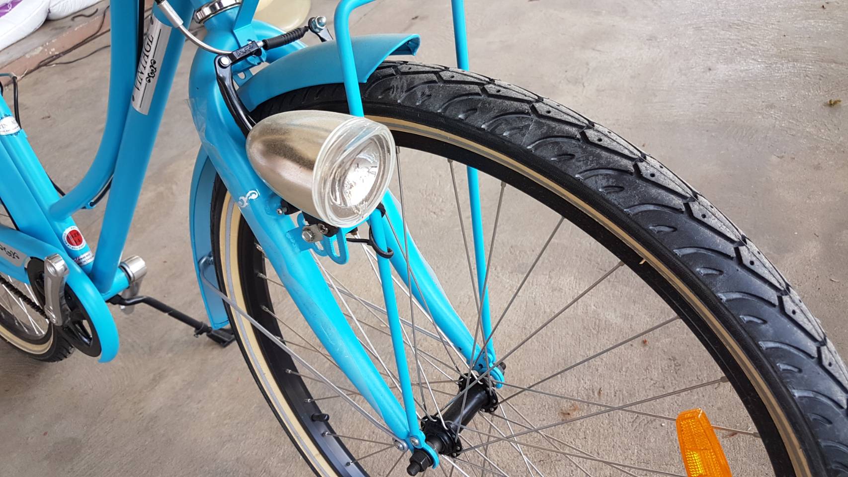 จักรยาน LA NEO VINTAGE STEEL FRAME SINGLE SPEED 26″ เฟรมเหล็ก คลาสสิค (SALE ตัวโชว์มีตำหนิ)