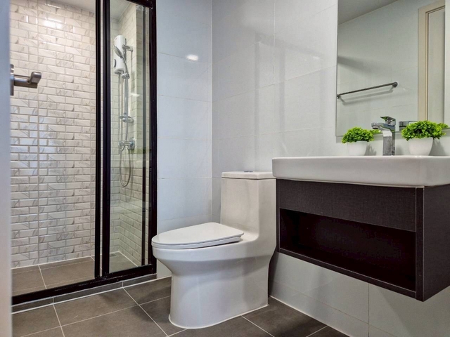 ให้เช่าคอนโดแอทโมซ คาแนล รังสิต ตึกC 28 ตร.ม.วิวสระ เฟอร์ครบ มีเครื่องซักผ้า ใกล้ฟิวเจอร์พาร์ค