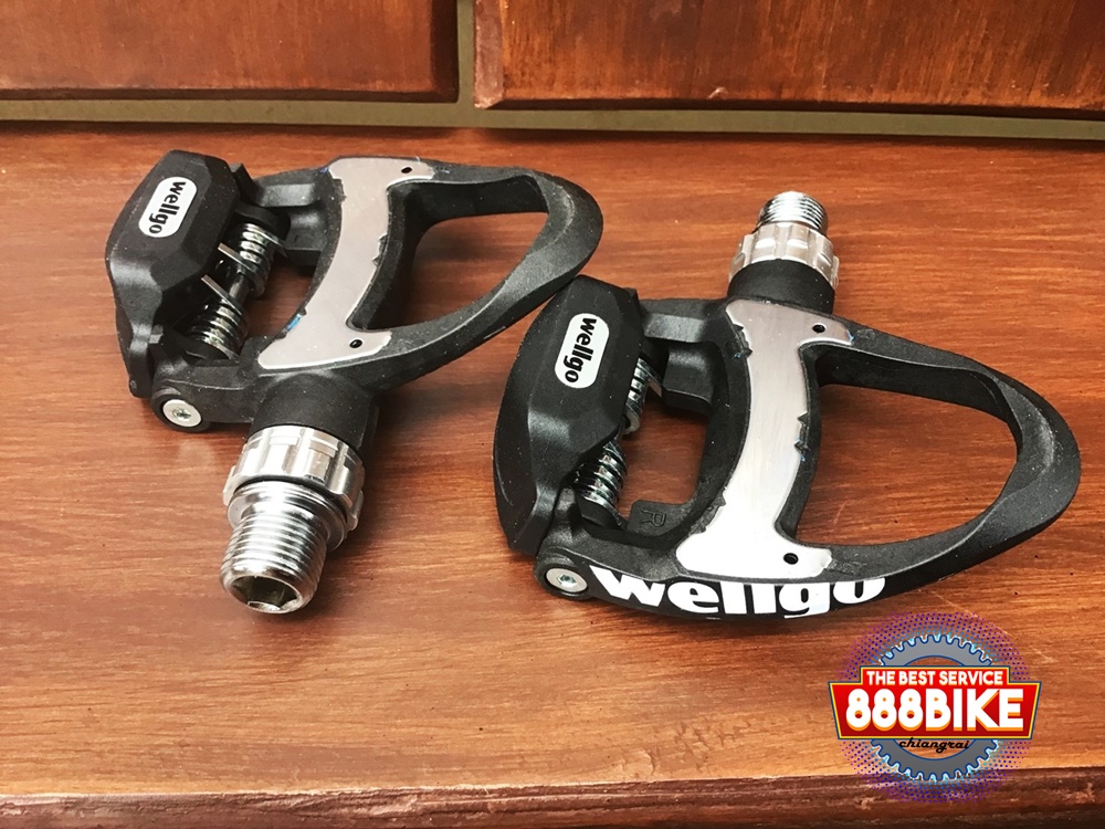 บันไดจักรยานเสือหมอบ WELLGO R312 Carbon Fiber แถมคลีท 2 ชุด