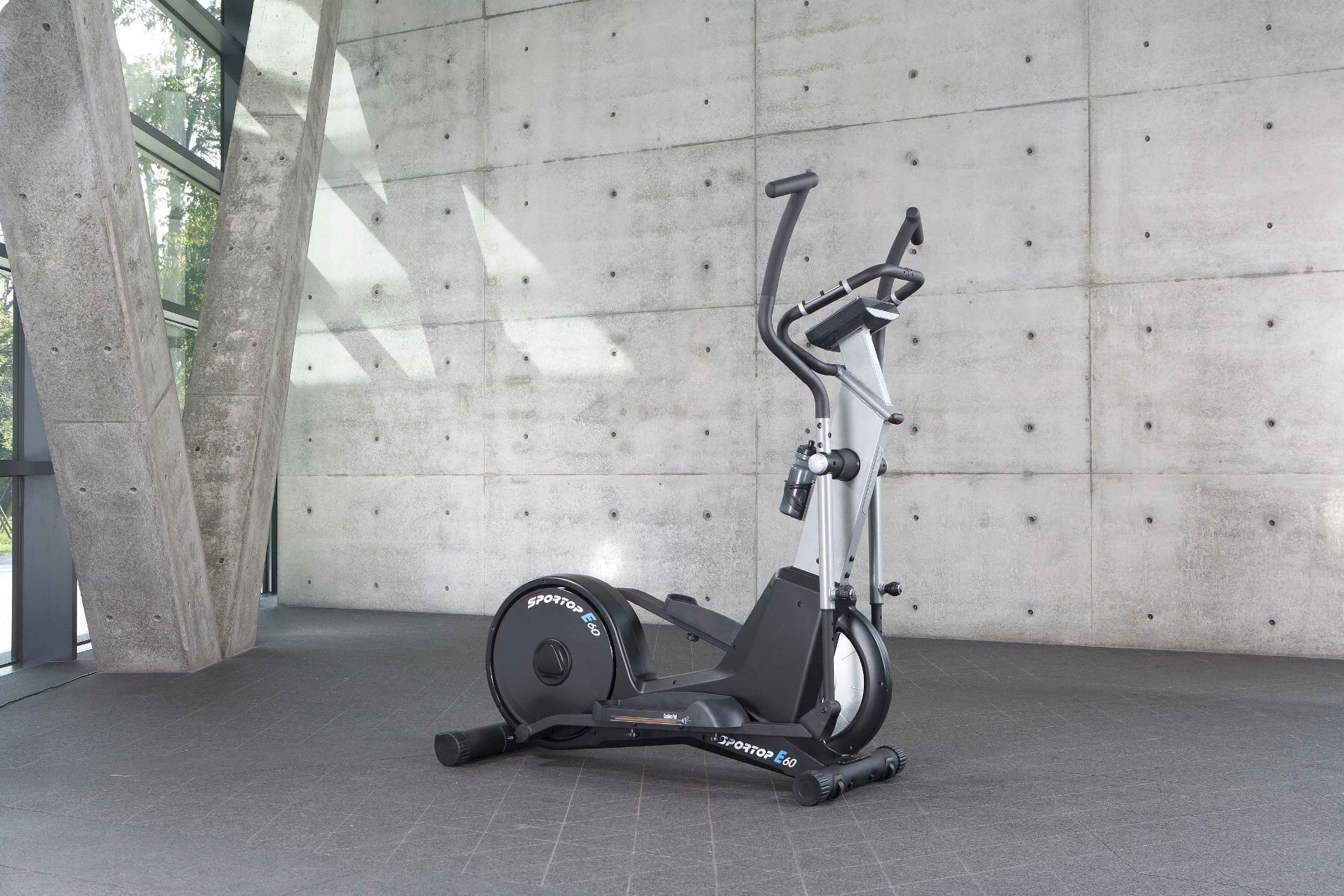 เครื่องเดินวงรี SPORTOP รุ่น E60