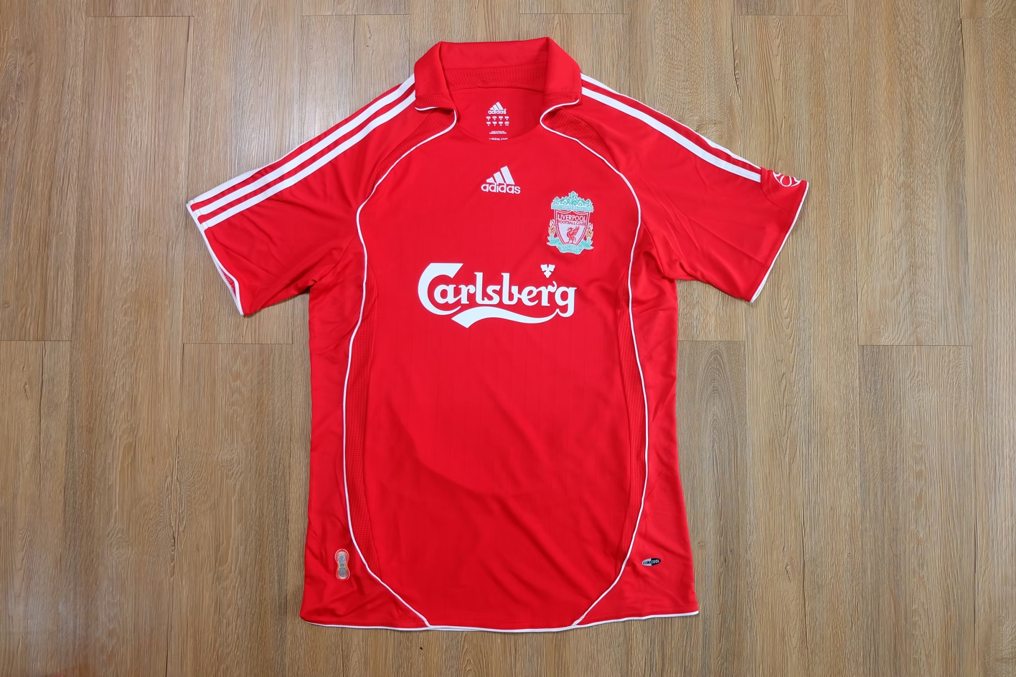 Liverpool 2006/07 Home Jersey เสื้อบอลย้อนยุค เสื้อลิเวอร์พูลย้อนยุค Carlsberg