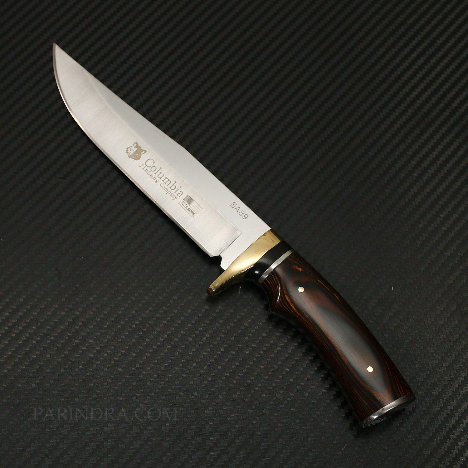 มีดเดินป่า COLUMBIA รุ่น SA39 ด้ามไม้มีลวดลาย ทรงใบมีดสวย คมกริบ