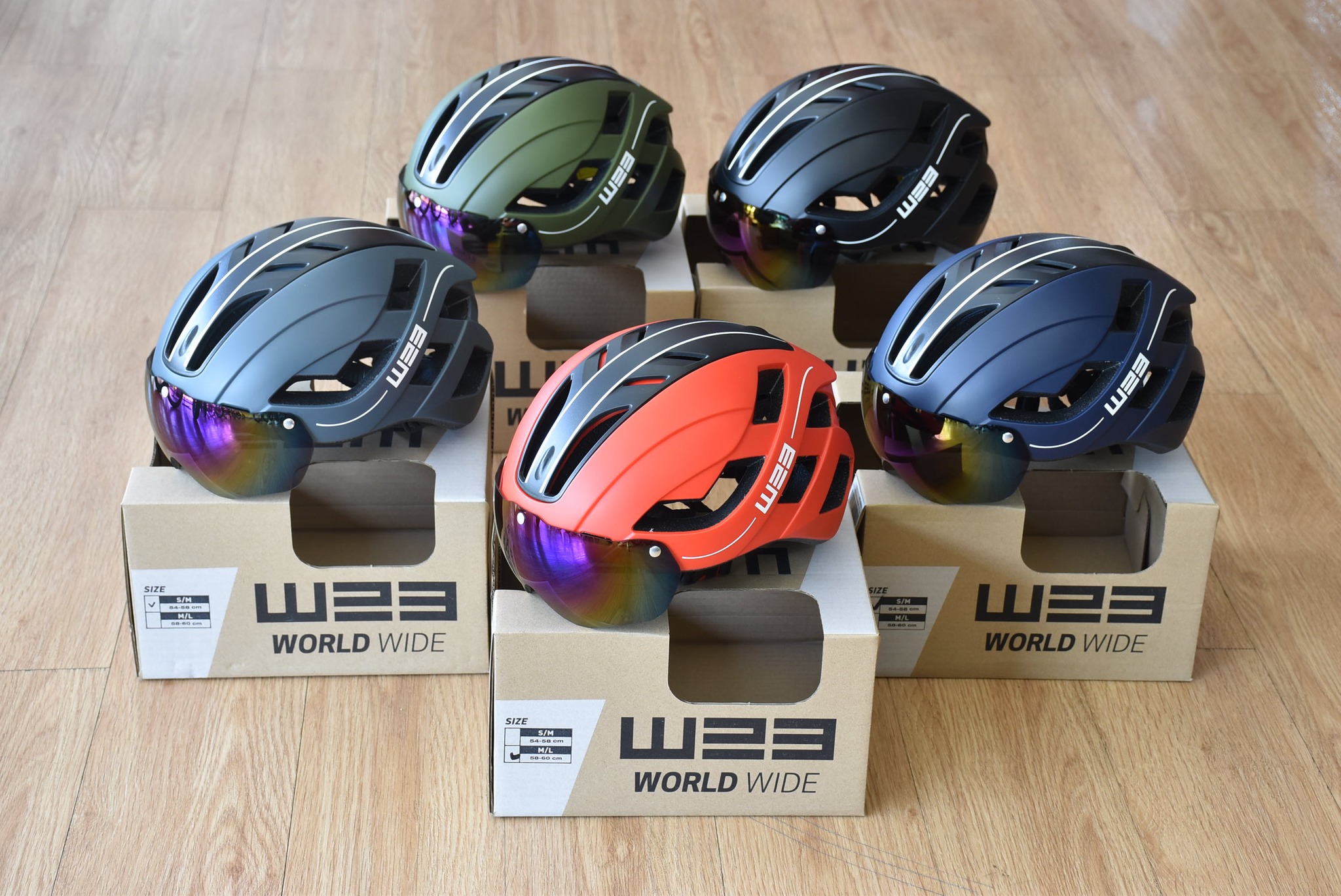 หมวกจักรยาน W23 New TS-43 ทรงสวย น้ำหนักเบา สวมใส่สบาย มาพร้อมดีไซน์ใหม่ แผ่นปิดช่องลมด้านบนสามารถถอดสลับด้านหน้า-หลังได้