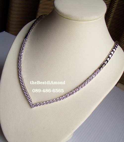 หมด===BN015RDสร้อยเพชร ปีกนก เพชรครึ่งเส้น แบบเก๋ไก๋ Modern Intrend สุดๆแบบทันสมัย อยู่ได้นานไม่มี out ใส่แล้วดูดี เพชรแวววาวสวยค่ะ ใส่ออกงานได้สบาย