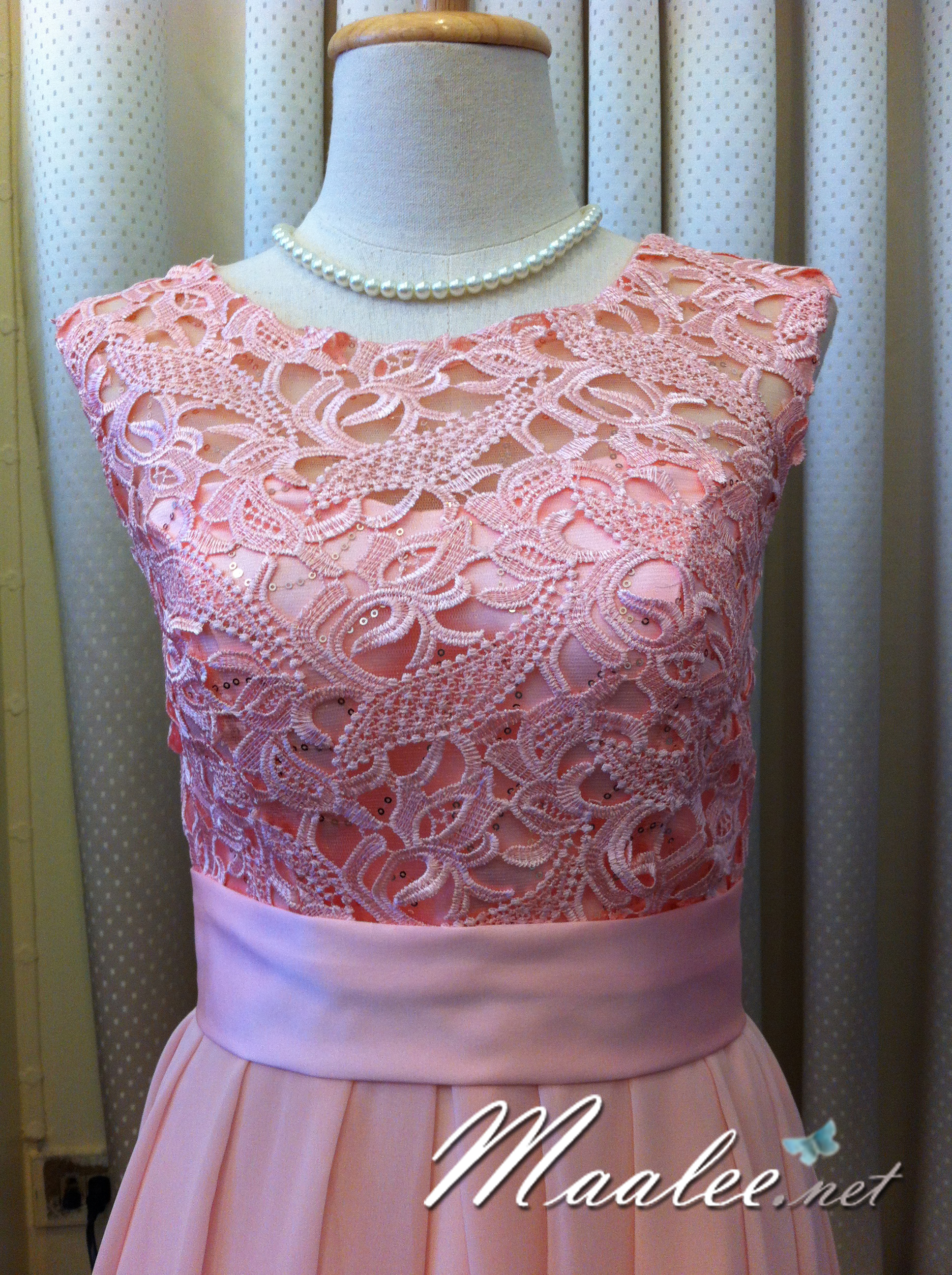 พร้อมส่ง ชุดราตรีสั้น สีชมพู แขนกุด ลูกไม้ฉลุ กระโปรงผ้าชีฟอง