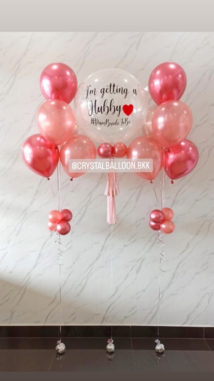 ลูกโป่ง Bride To Be Bubble ขนาด 24" กลิตเตอร์สีเงิน พร้อม ช่อลูกโป่ง ช่อ 5 ลูก 2 ช่อ พร้อมตกแต่ง สามารถเปลี่ยนสีลูกโป่ง/เปลี่ยนข้อความ/เปลี่ยนขนาดได้