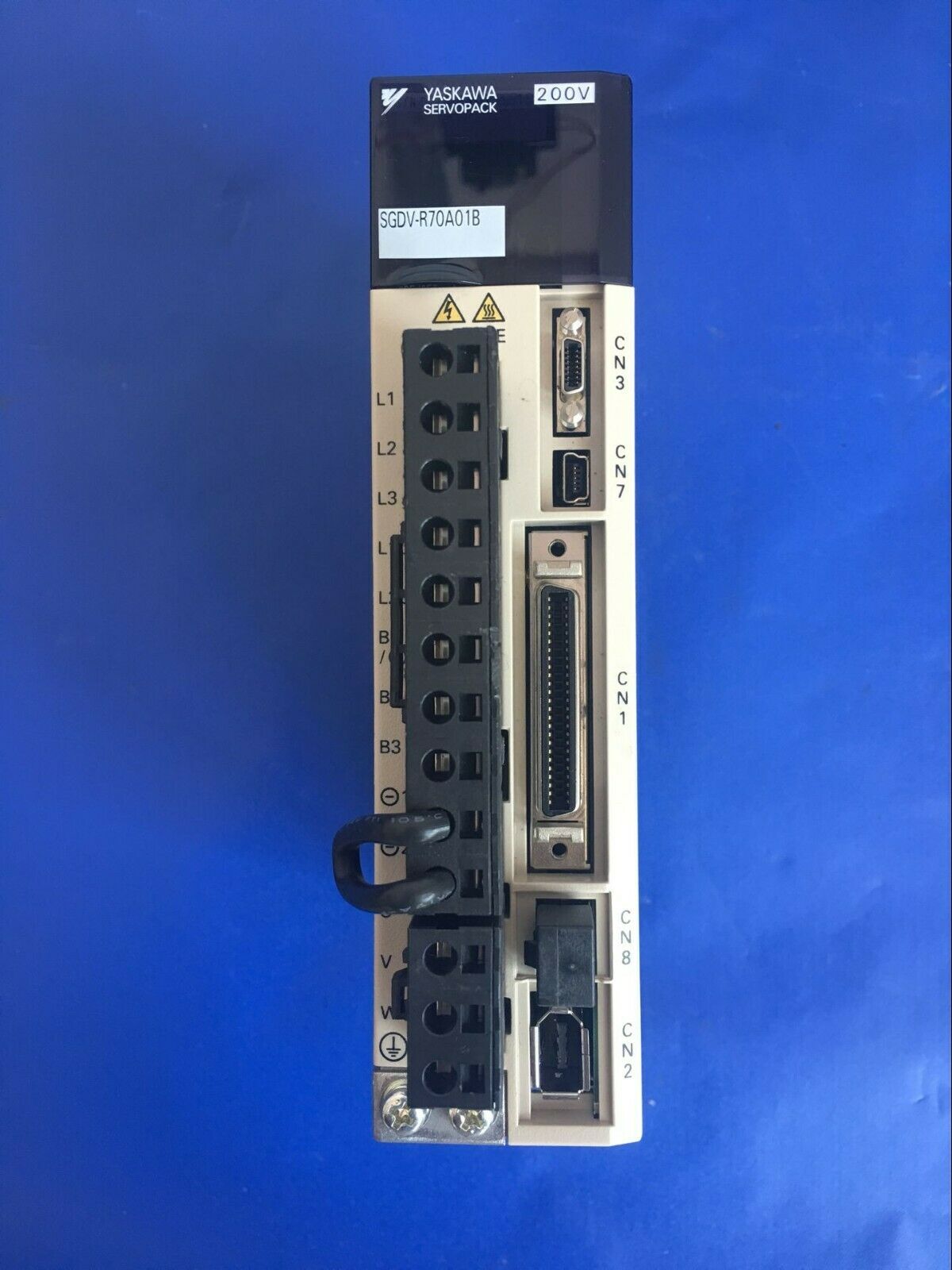 SERVO DRIVE " YASKAWA " รุ่น SGDV-R70A01B