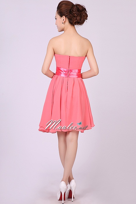 พร้อมส่ง ชุดราตรีสั้น เกาะอก สีชมพูโอรส คอเว้ารูปหัวใจ จับเดรปหน้าอก แต่งคาดเอวผ้าซาติน