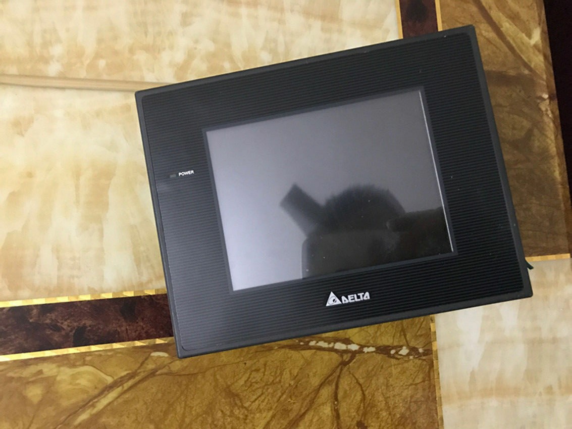 DOP-B05S101 HMI " DELTA "