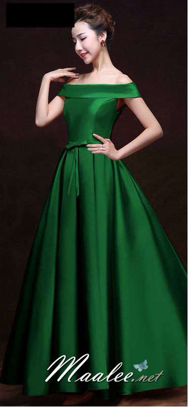 พร้อมเช่า ชุดราตรียาว แบบไหล่ปาด สไตล์วินเทจผ้าไหมดัชเชส กระโปรงทรงA แต่งโบว์2ชั้น ช่วงเอว สีเขียว (เชือกผูกหลัง)