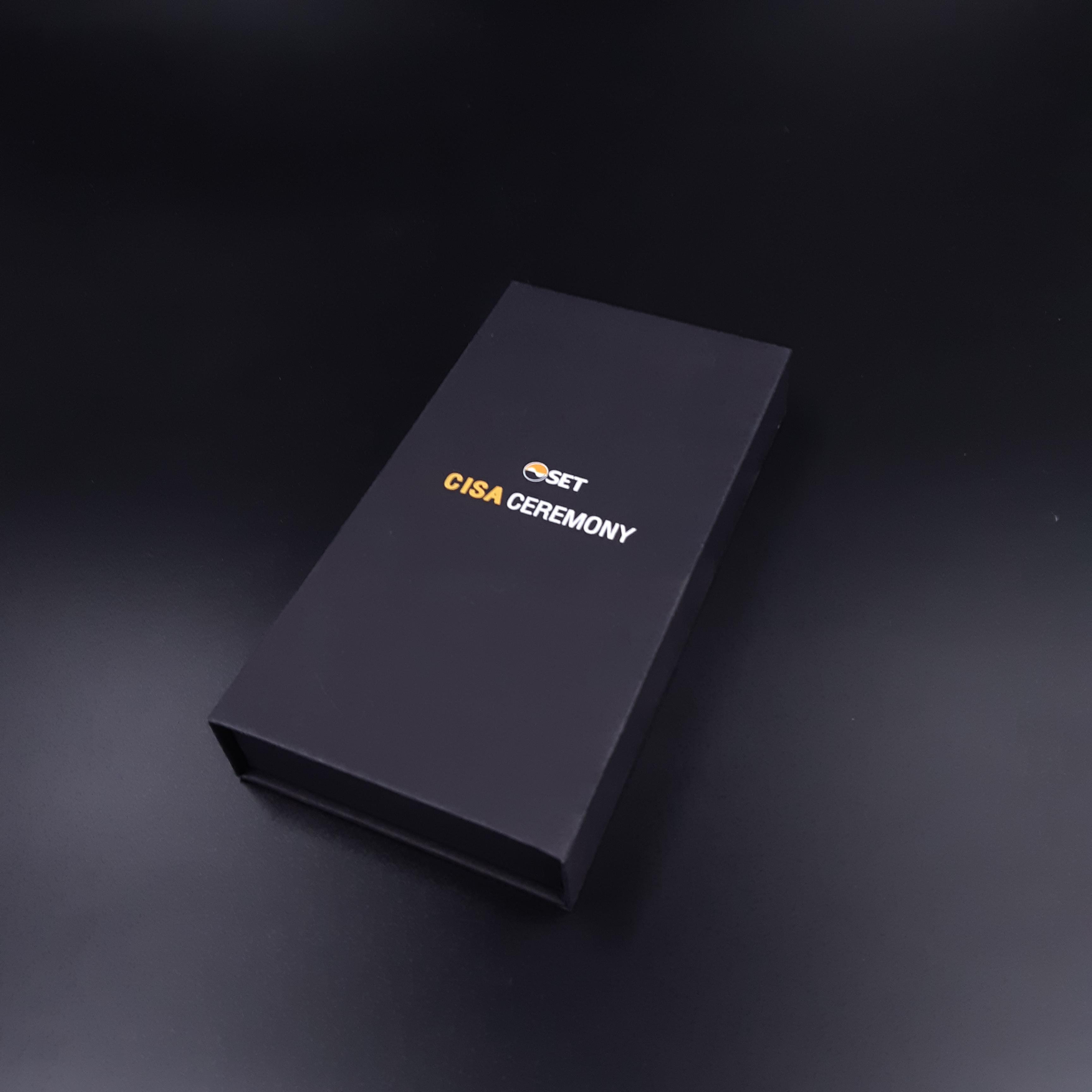 พิมพ์ UV แท่นวางโทรศัพท์อะคริลิค พร้อมกล่อง