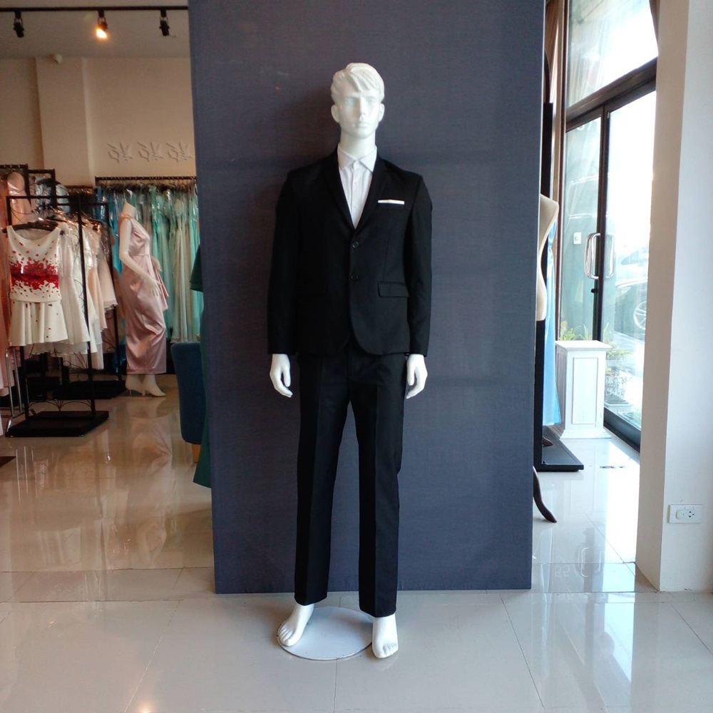 พร้อมเช่า ชุดสูทชาย สีดำ รุ่นสองกระดุม ไม่มีเสื้อกั๊ก พลัสไซส์