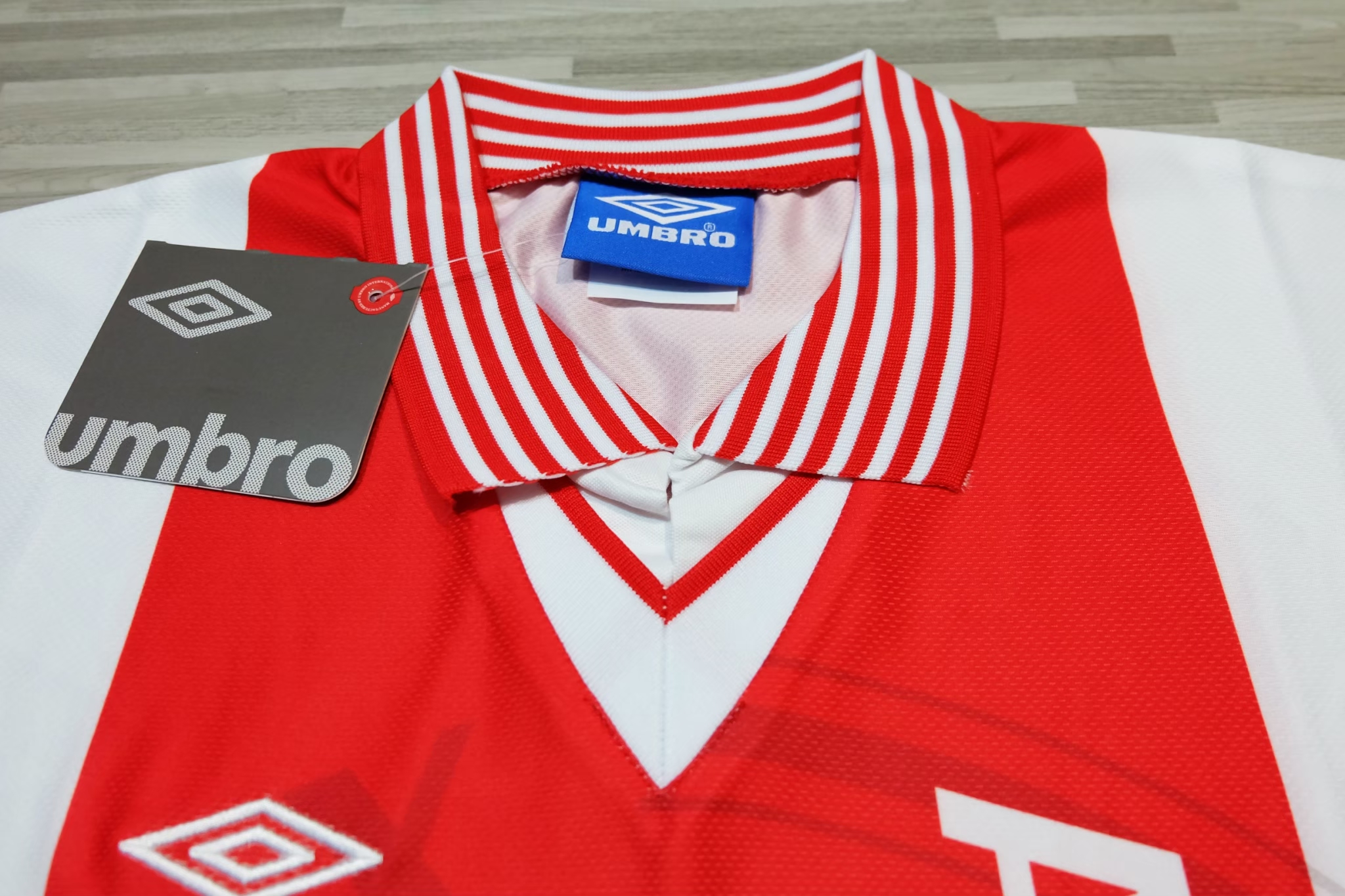 Ajax Amsterdam 2000/01 Home Vintage Jersey เสื้อฟุตบอลอาแจกซ์ อัมสเตอร์ดัม ABN AMRO