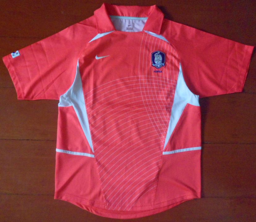 เสื้อฟุตบอล ทีมชาติเกาหลีใต้ ชุดเหย้า ชุดลุยศึกฟุตบอลโลก 2002 ใหม่ M-Size / KOREA Football Shirt Home Kit World Cup 2002 Jersey NEW M-Size