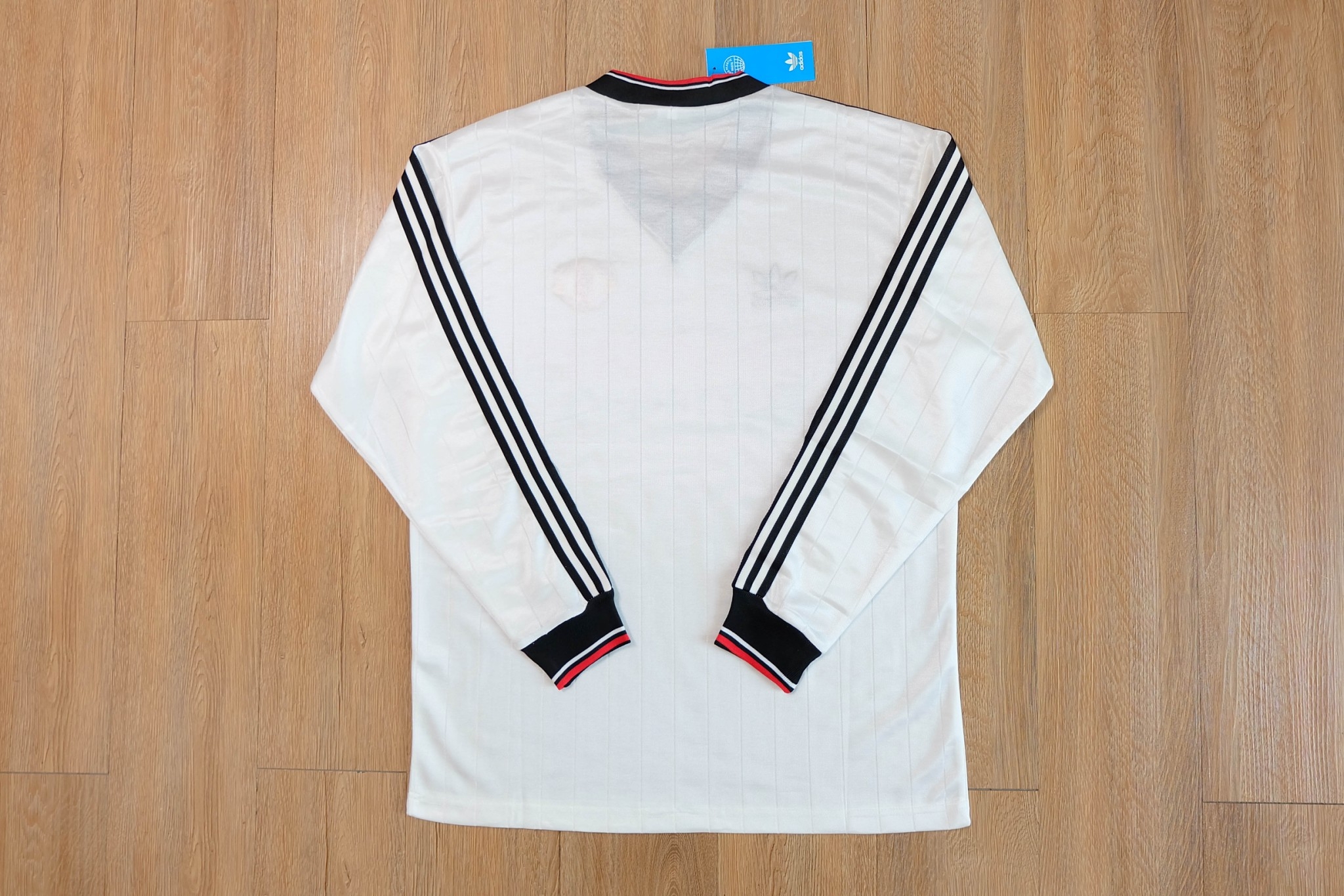 Manchester United 1982/83 Away Long sleeve Vintage Jersey เสื้อฟุตบอลแมนยูย้อนยุค เยือน Sharp Eletronics